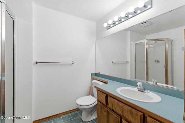 5118 N Pinegrove Drive, Coeur D'alene, ID 83815