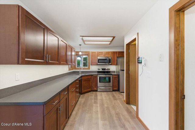 5118 N Pinegrove Drive, Coeur D'alene, ID 83815