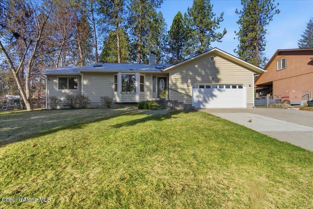 5118 N Pinegrove Drive, Coeur D'alene, ID 83815