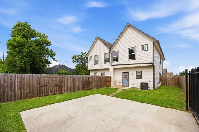 5403 Amy Street, Houston, TX 77028