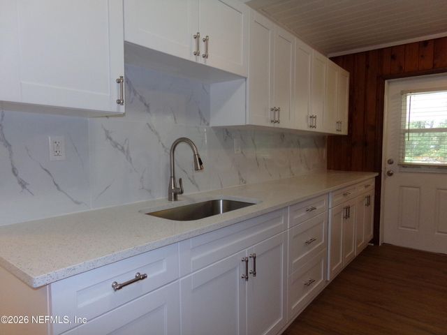 2924 SOUTHSIDE Boulevard, Jacksonville, FL 32216