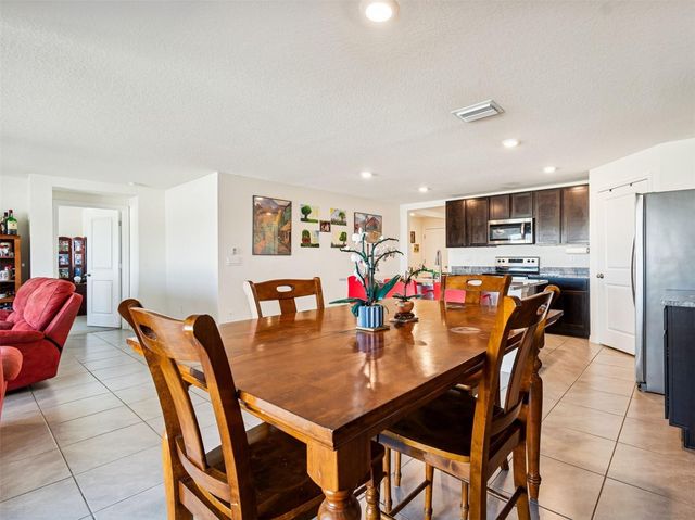 37099 GOFFAUX LOOP, Zephyrhills, FL 33541