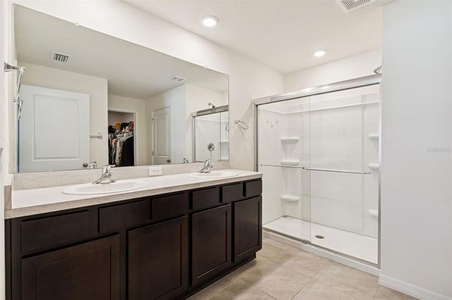 37099 GOFFAUX LOOP, Zephyrhills, FL 33541