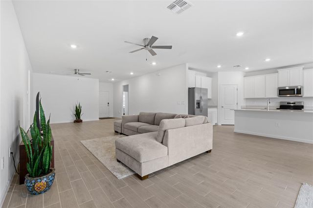 8972 SW 69TH TERRACE, Ocala, FL 34476
