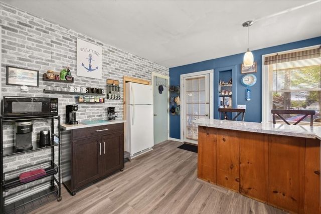 55 Orchard Ave, Brockton, MA 02301