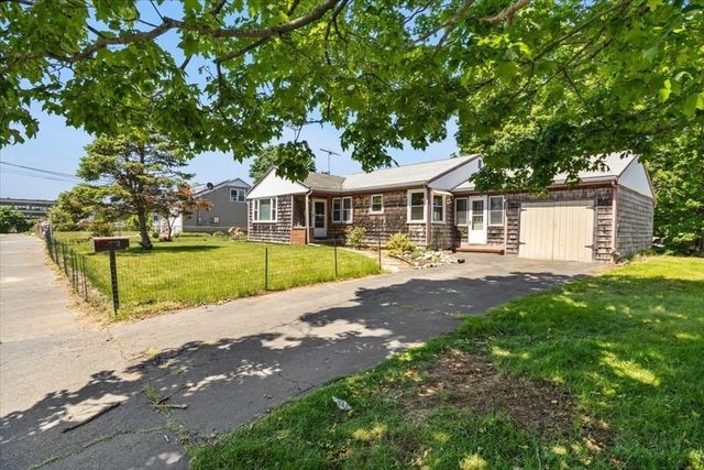 55 Orchard Ave, Brockton, MA 02301