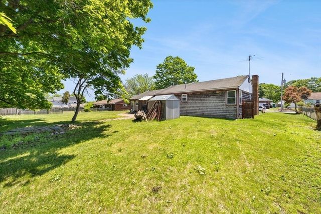 55 Orchard Ave, Brockton, MA 02301