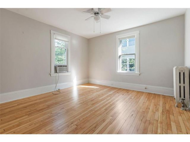 2445 Lyndale Avenue S, Minneapolis, MN 55405