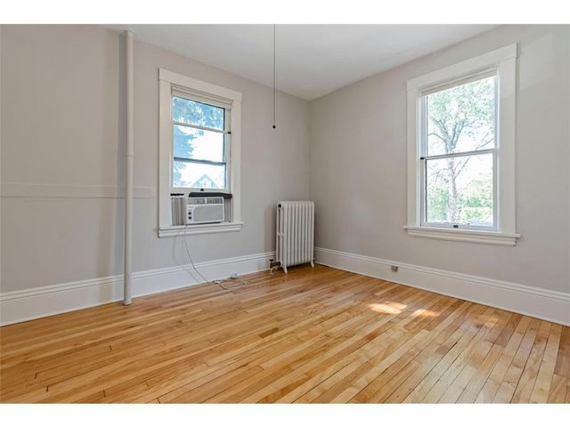 2445 Lyndale Avenue S, Minneapolis, MN 55405