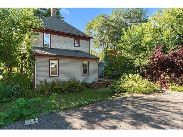 2445 Lyndale Avenue S, Minneapolis, MN 55405