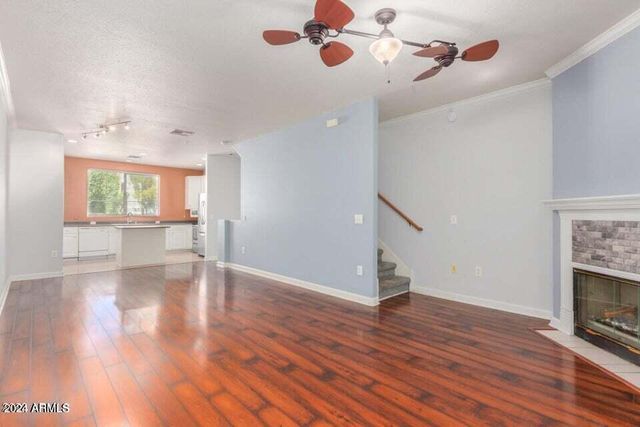 4455 E Paradise Village Parkway S Apt 1098, Phoenix, AZ 85032