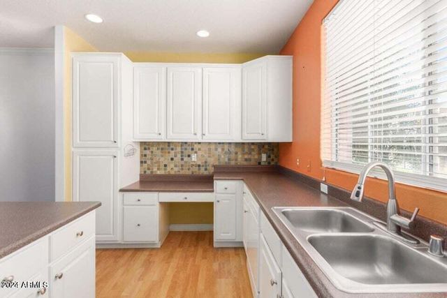 4455 E Paradise Village Parkway S Apt 1098, Phoenix, AZ 85032