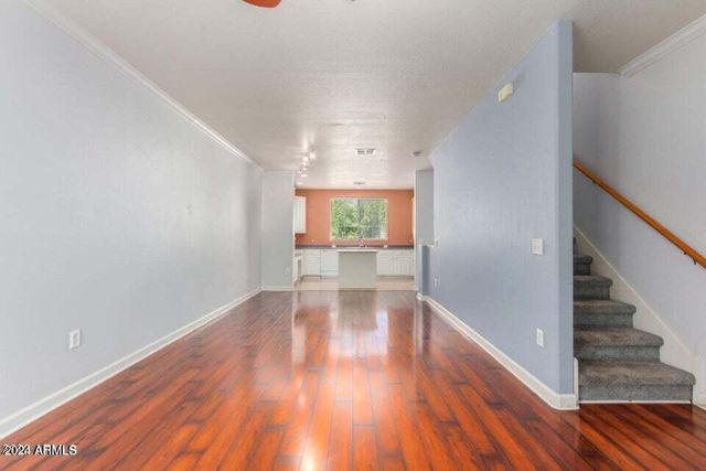 4455 E Paradise Village Parkway S Apt 1098, Phoenix, AZ 85032