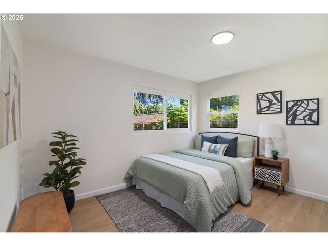 9007 N CURTIS Ave, Portland, OR 97217