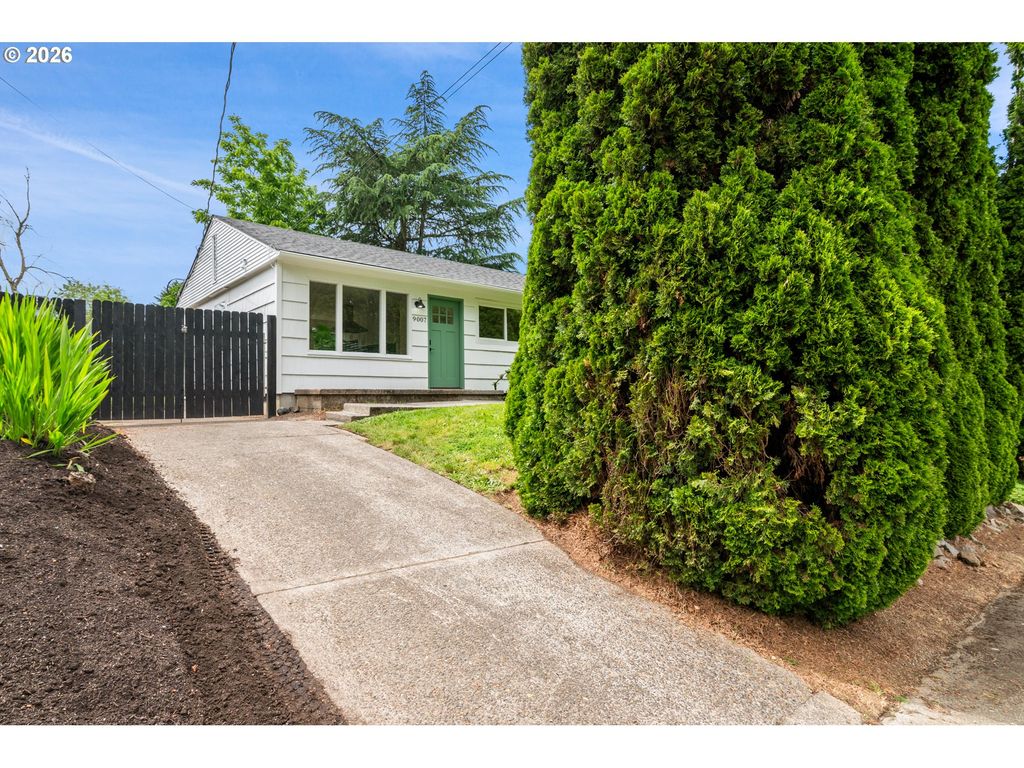 9007 N CURTIS Ave, Portland, OR 97217