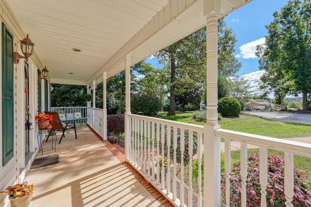 16 Woodwind Way, Greer, SC 29651