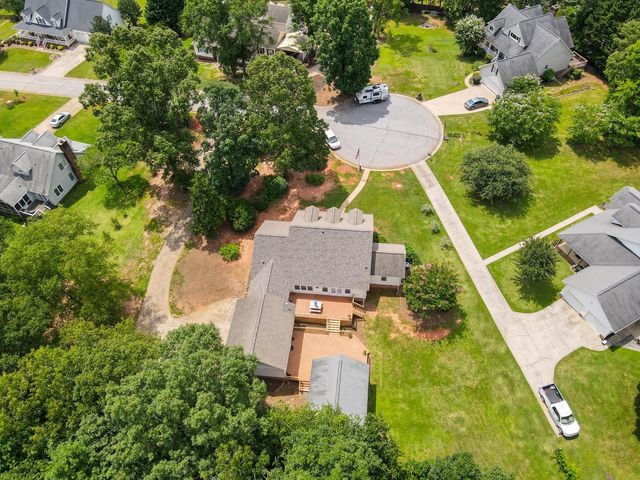 16 Woodwind Way, Greer, SC 29651