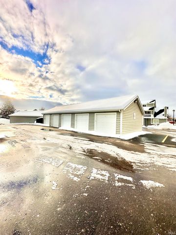 1520 N Oakhill Drive L5, South Bend, IN 46637