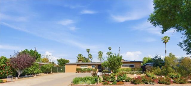 8546 Comanche, Winnetka, CA 91306