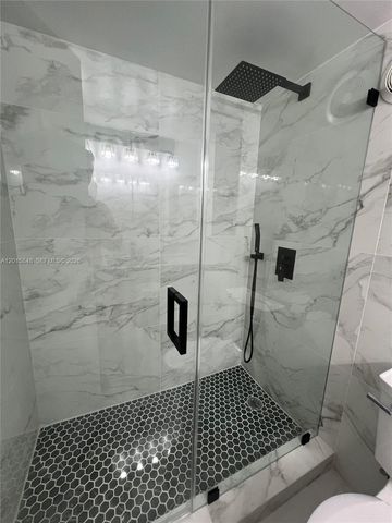 20300 W Country Club Dr 106-3, Aventura, FL 33180