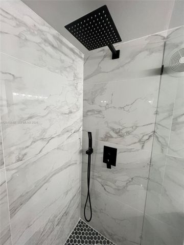 20300 W Country Club Dr 106-3, Aventura, FL 33180