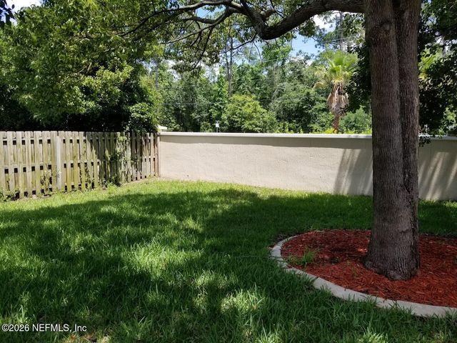 8299 WARLIN Drive N, Jacksonville, FL 32216