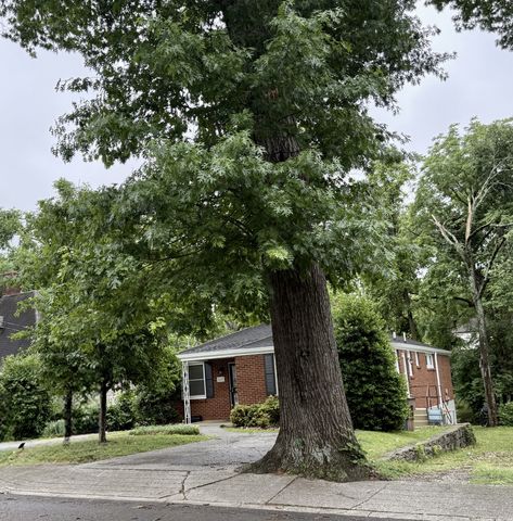 2607 W Linden Ave, Nashville, TN 37212