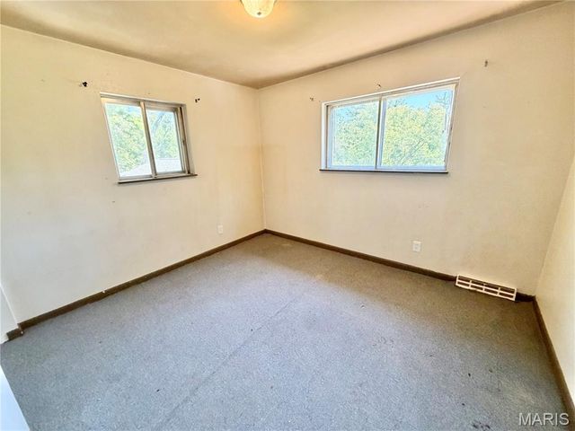 1908 Main Drive, High Ridge, MO 63049