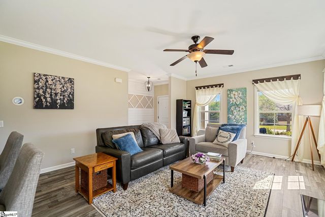 110 Avendell Drive, Easley, SC 29642