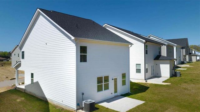 173 Lauritsen Way, Newnan, GA 30265