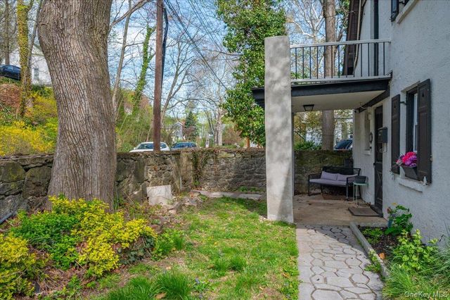 25 Whitewood Avenue, New Rochelle, NY 10805