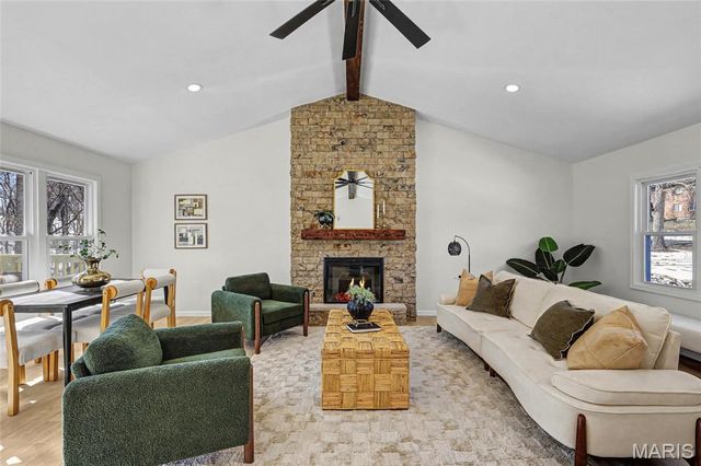 12902 Dorsett Road, Maryland Heights, MO 63043