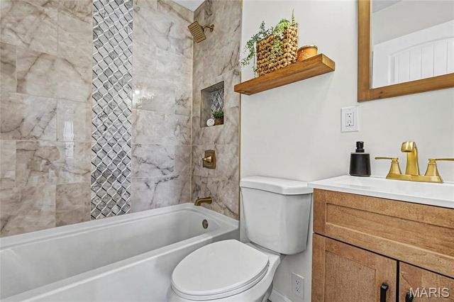 12902 Dorsett Road, Maryland Heights, MO 63043