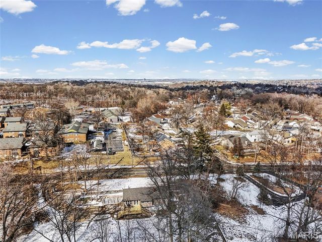 12902 Dorsett Road, Maryland Heights, MO 63043