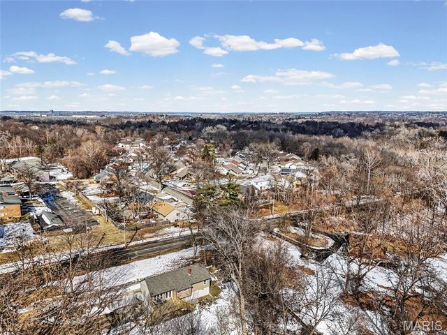 12902 Dorsett Road, Maryland Heights, MO 63043