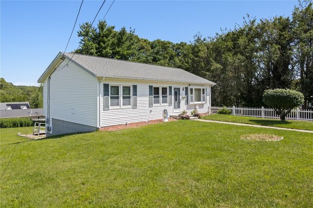 16 Sunrise Drive, Westerly, RI 02891