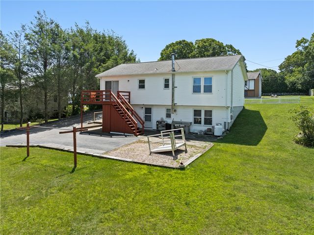 16 Sunrise Drive, Westerly, RI 02891