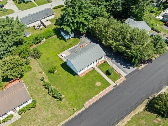 16 Sunrise Drive, Westerly, RI 02891