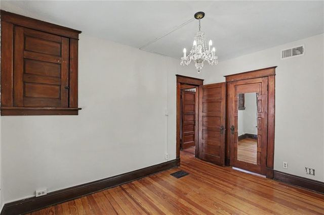 3727 Pennsylvania Avenue, Kansas City, MO 64111