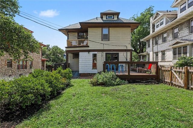3727 Pennsylvania Avenue, Kansas City, MO 64111
