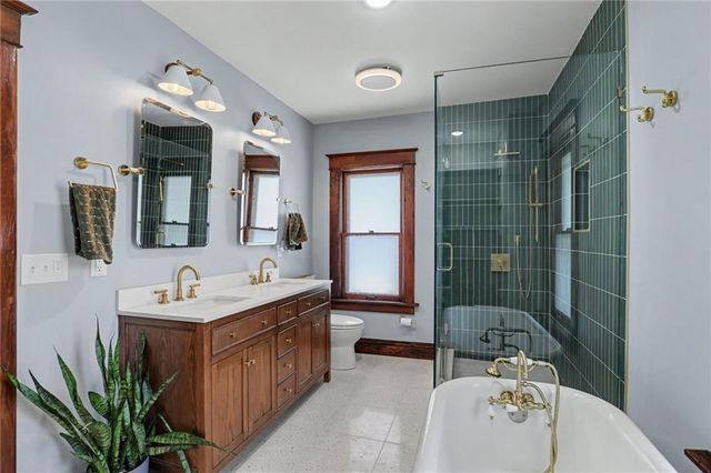 3727 Pennsylvania Avenue, Kansas City, MO 64111