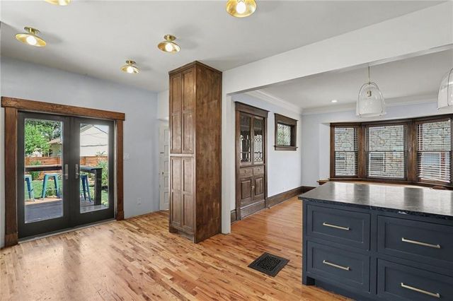 3727 Pennsylvania Avenue, Kansas City, MO 64111