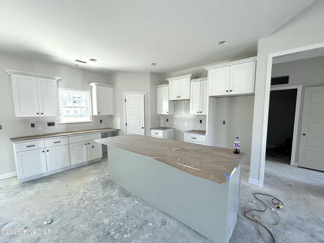 3745 Chatsworth Drive, La Grange, NC 28551