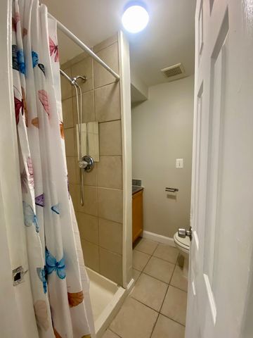 32 Hinckley Street 1R, Somerville, MA 02145