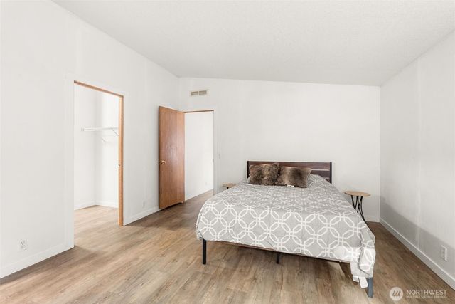 2869 Lincoln Creek Road, Rochester, WA 98579