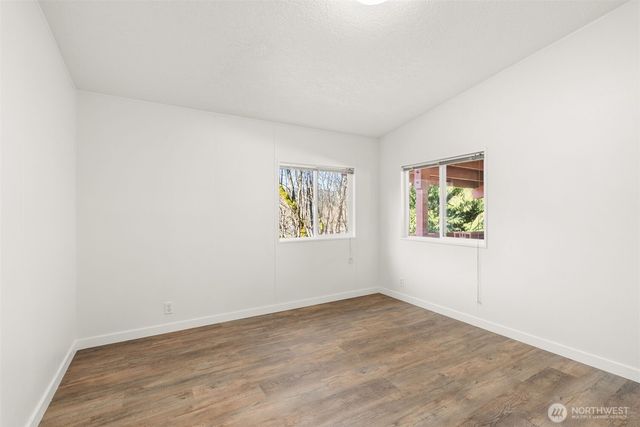 2869 Lincoln Creek Road, Rochester, WA 98579