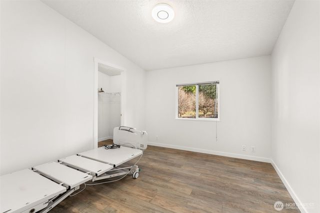 2869 Lincoln Creek Road, Rochester, WA 98579