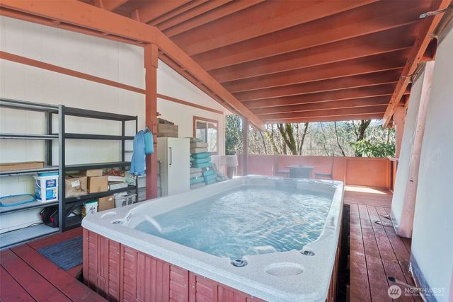 2869 Lincoln Creek Road, Rochester, WA 98579