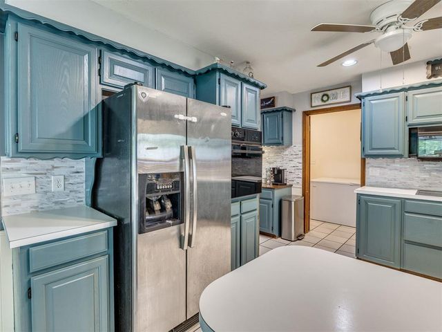 400 Ridgewood Drive, Tuttle, OK 73089