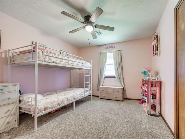 400 Ridgewood Drive, Tuttle, OK 73089